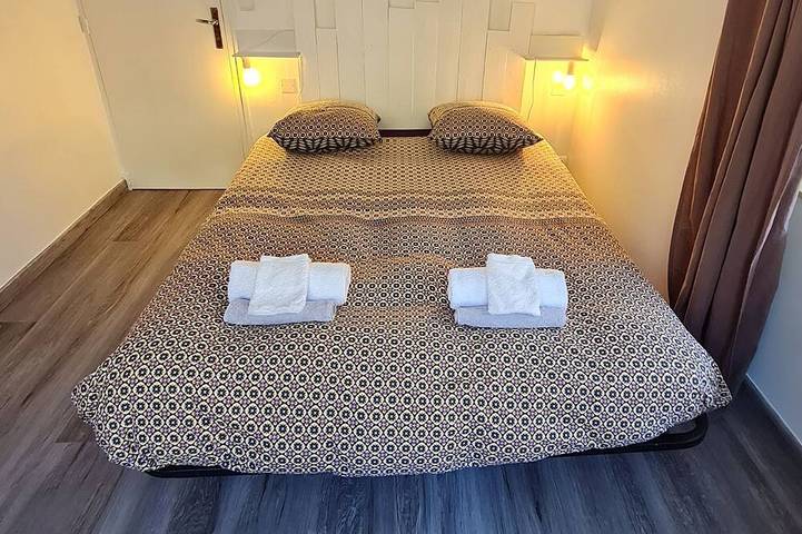 Location de vacances pour 4 personnes, avec terrasse dans Plage Sables Blancs - 2