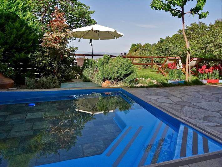 Ferienhaus für 4 Personen, mit Balkon und Meerblick sowie Pool und Garten am Pilion - 2
