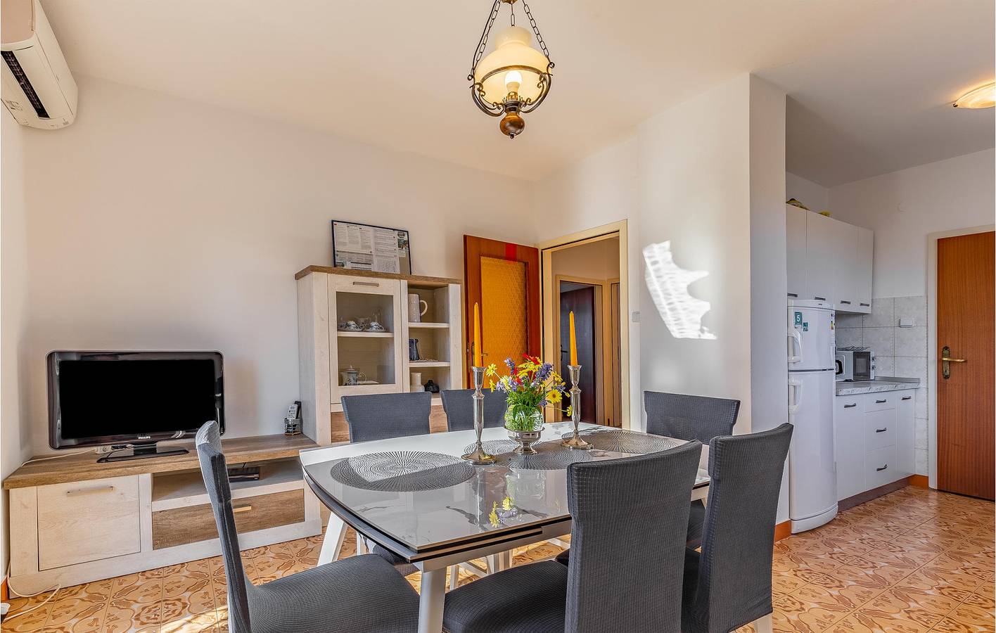 Entire holiday apartment, Holiday apartment for 6 people with terrace in Medulin City, Medulin