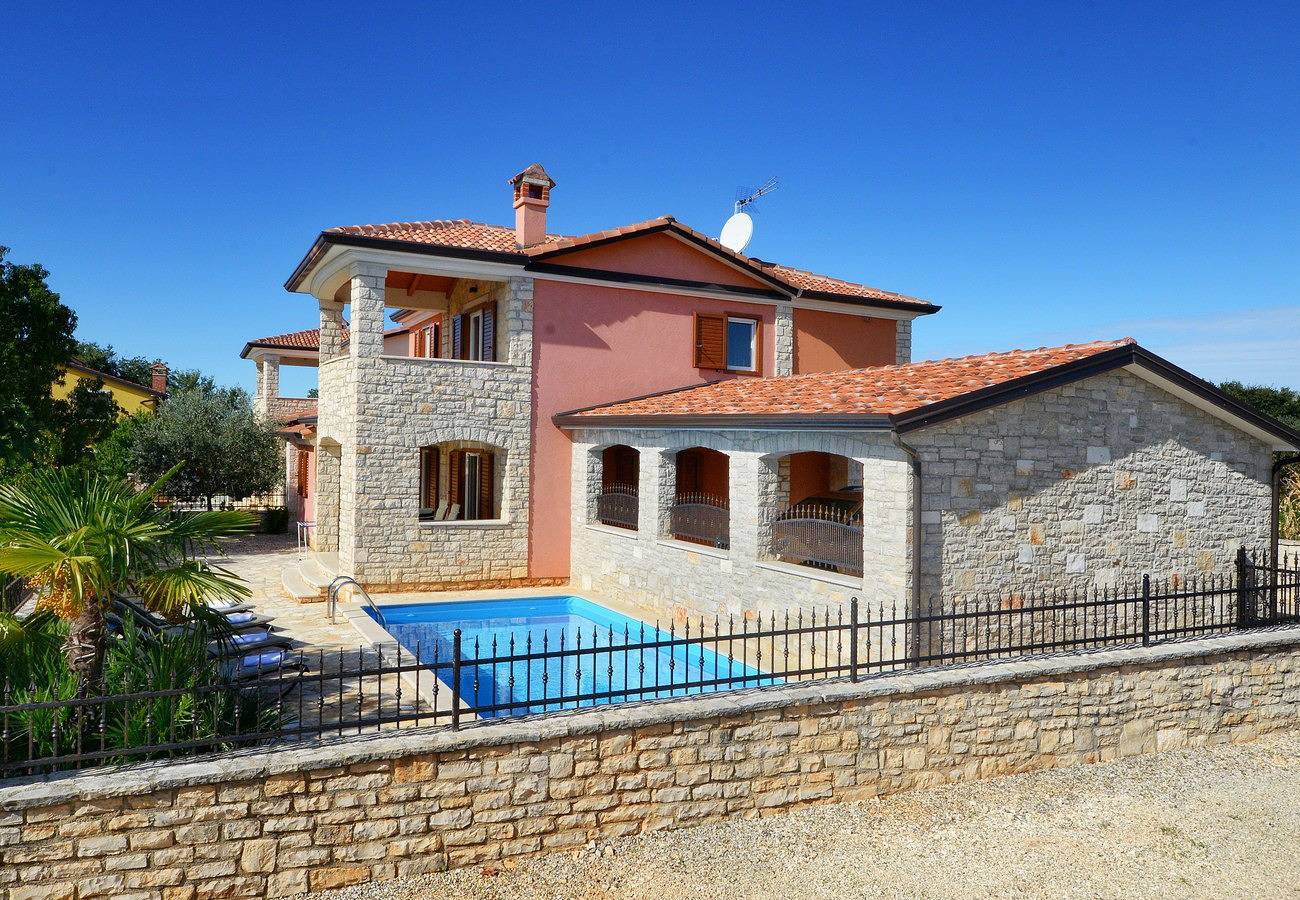 Villa Bianca with pool in Istria, Rogovici in Općina Kaštelir - Labinci, Umag und Umgebung