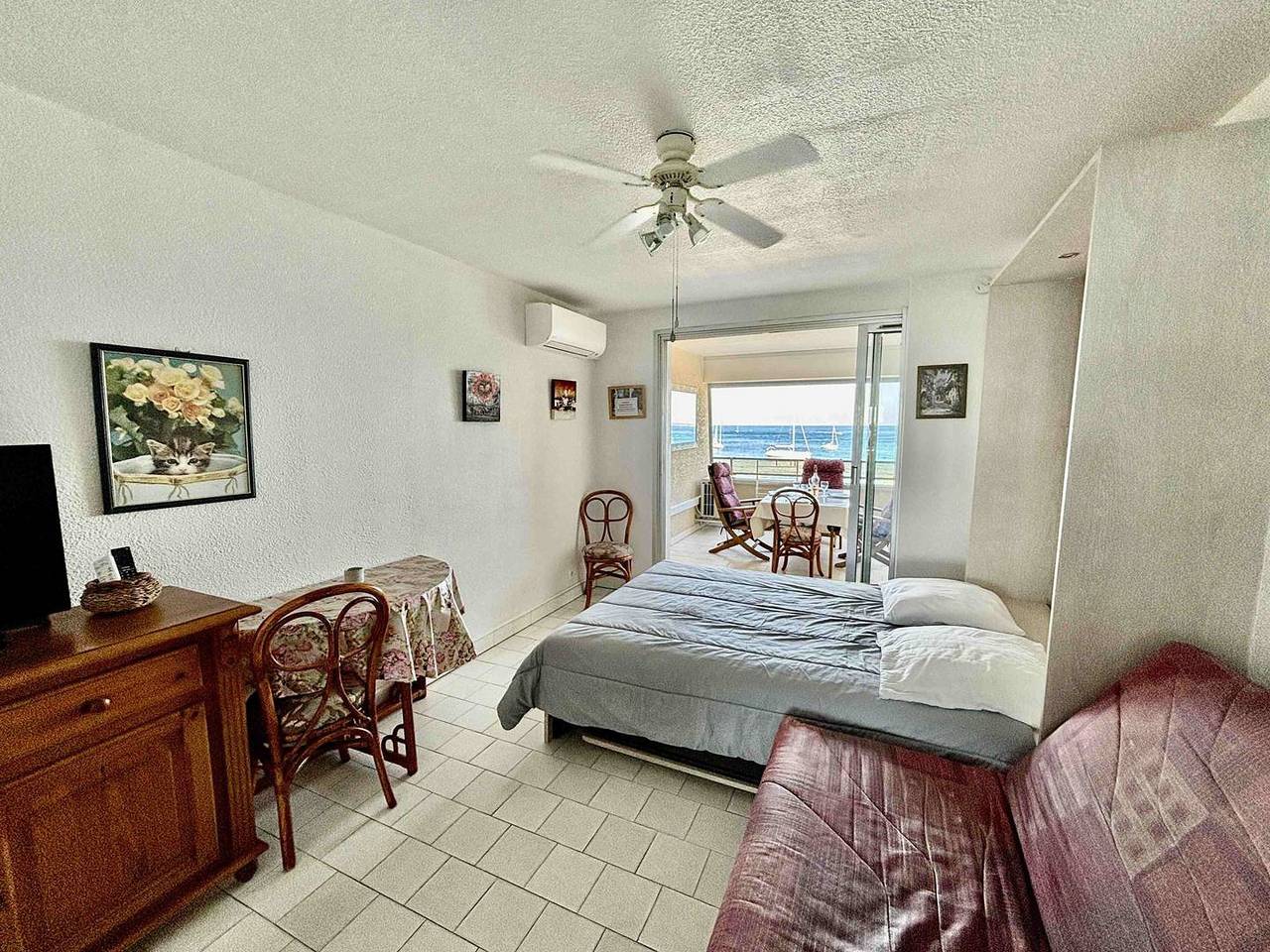 Appartement entier, Le 'Mistral' - Appartement pieds dans l'eau in Le Lavandou, Parc national de Port-Cros