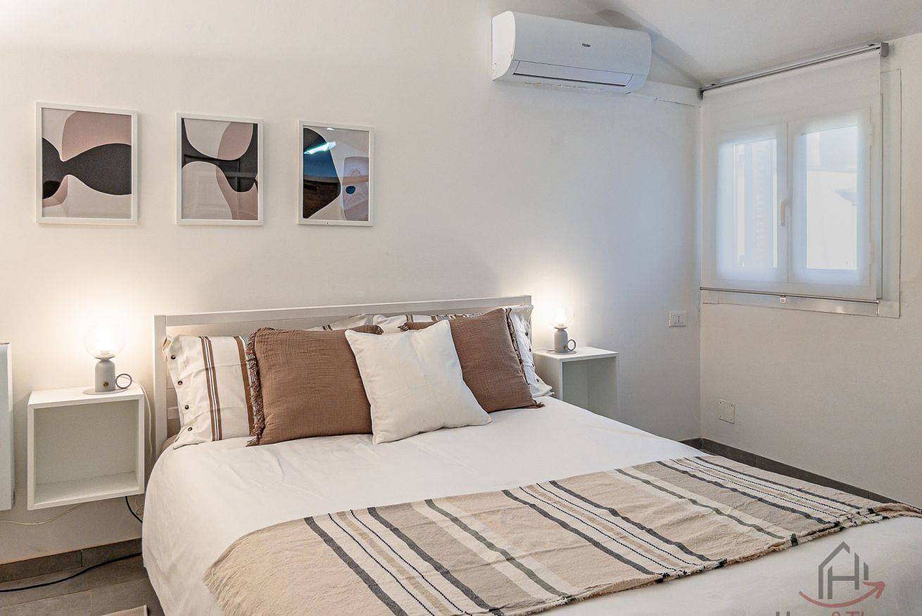 Appartement entier, [Au-dessus des toits] Véritable Caruggio ligure in Varazze (City), Varazze