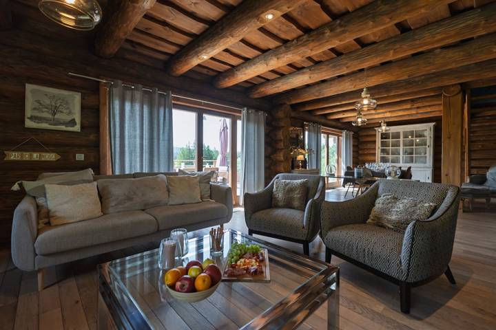 Vakantiehuis voor 9 personen, with balkon and whirlpool as well as tuin in de Vogezen