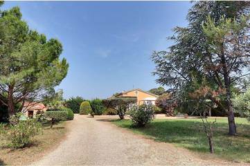 Appartement De Vacances pour 2 Personnes dans Carpentras, Parc naturel régional du Mont-Ventoux, Photo 4