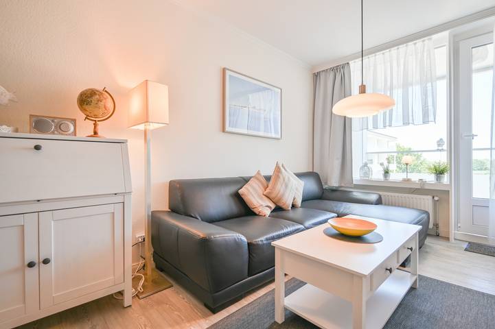 Ferienwohnung für 4 Personen, mit Balkon und Seeblick sowie Ausblick in Kellenhusen