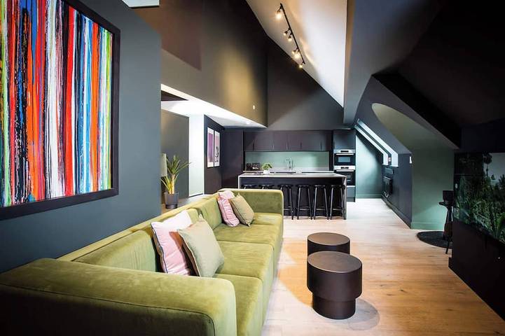 Loft for 6 people, with pets in Manchester