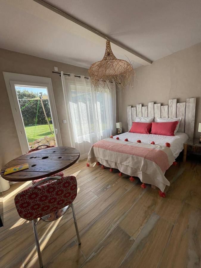 Double Room in Saint-Mandrier-sur-Mer, Côte méditerranéenne (France)