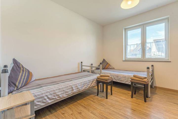 Ganze Wohnung, Charmantes Apartment mit 3 komfortablen Schlafplätzen in Ebersheim (Mainz), Mainz