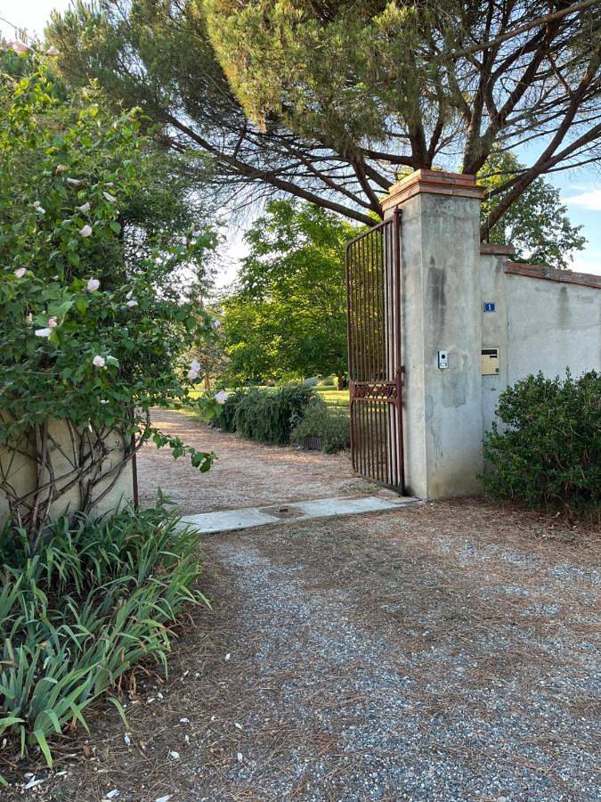 Location de vacances pour 2 personnes, avec jardin ainsi que piscine et terrasse à Noé - 2