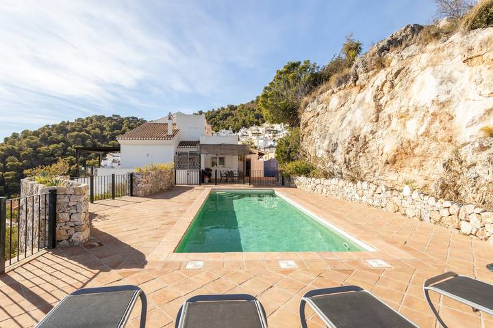 Location de vacances pour 10 personnes, avec Balcon ainsi que Jardin et Bassin pour enfant à Almuñecar - 2