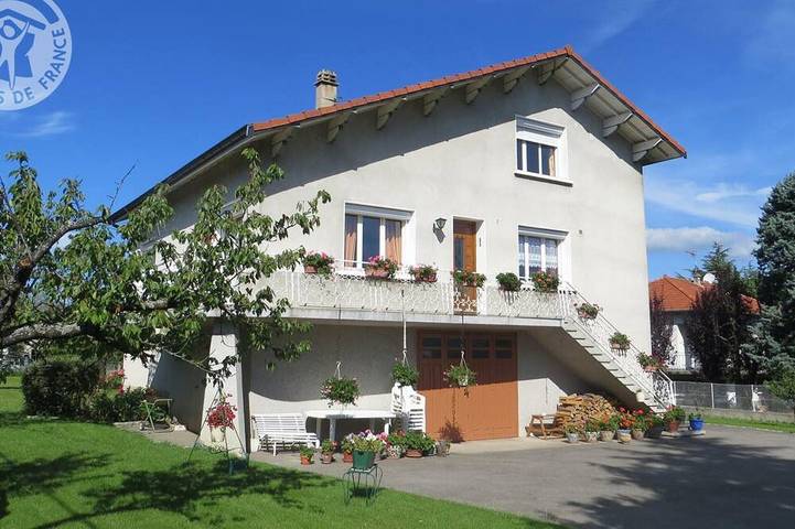 Gîte pour 2 personnes, avec jardin dans Lorette