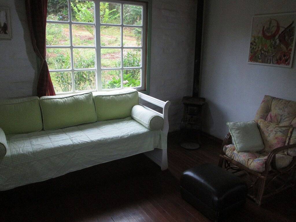 Haus zu vermieten mit schöner Aussicht, möbliert, Jahres- oder Saison. in Gonçalves, Minas Gerais