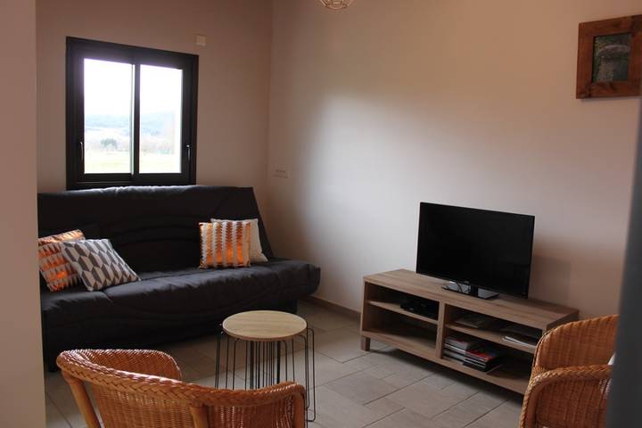 Gîte pour 5 personnes, avec jardin - 1