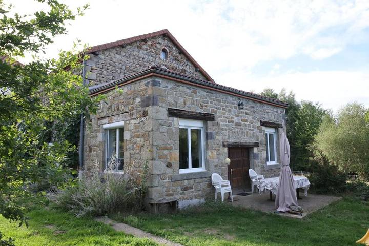 Location de vacances pour 2 personnes, avec terrasse et jardin, animaux acceptés à Saint-Jean-des-Ollières - 3