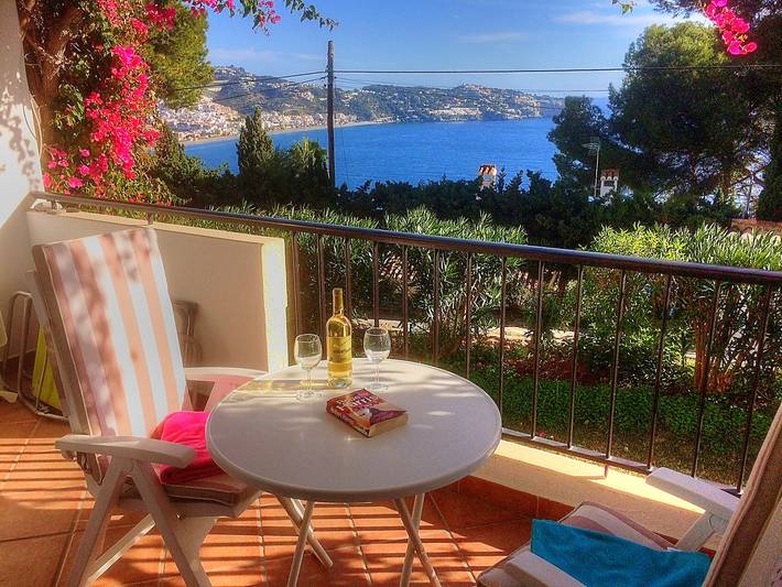 Vakantieappartement voor 4 personen, met tuin en balkon in La Herradura