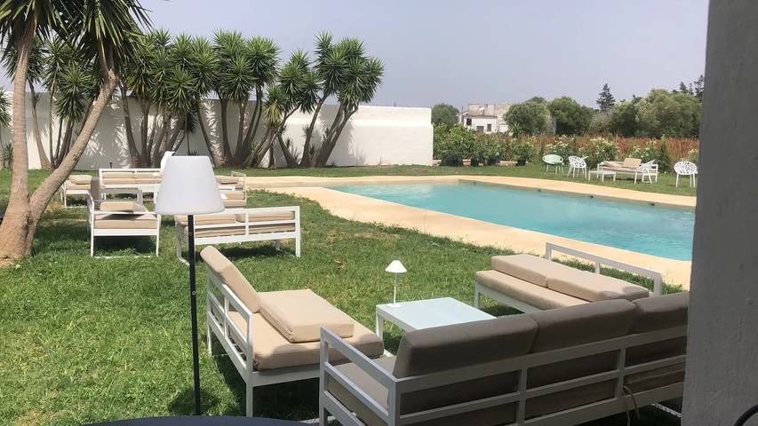 Entire apartment, Apartment 'Poniente' with Private Pool, Wi-Fi and Air Conditioning in Hozanejos, Chiclana de la Frontera