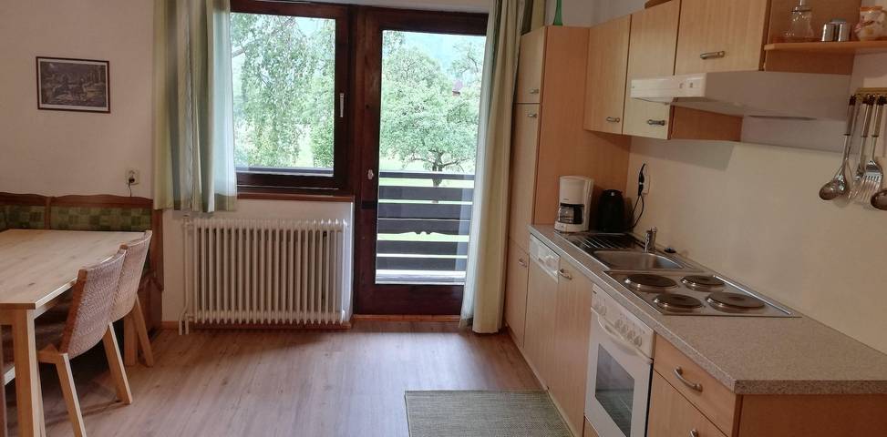 Room for 5 people, with balcony - 1
