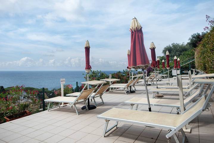 Ganze Wohnung, Ferienwohnung 'Villino Ortensia - Le Pale' mit Meerblick, Wlan und Klimaanlage in Bogliasco, Ligurische Küste