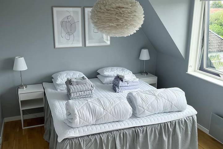 Bright house near beach & center + free parking in Väster, Malmö