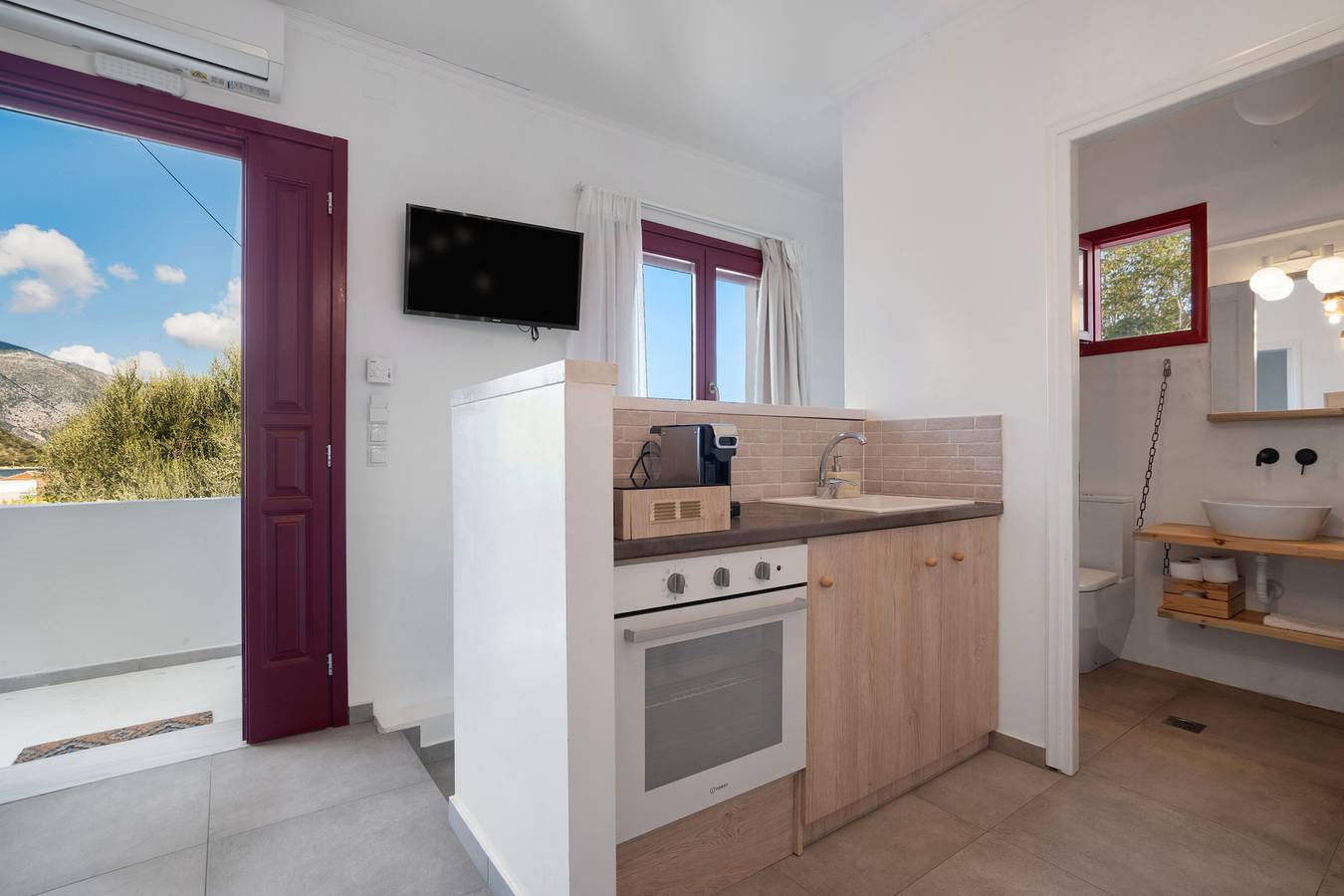 Ganze Wohnung, Ferienwohnung 'Aletri und Orgoma' mit Meerblick, Wi-Fi und Klimaanlage in Vathy, Griechenland