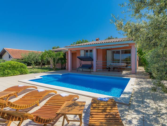 Casa de vacaciones para 6 personas, con terraza y jardín, Se admiten mascotas - 1