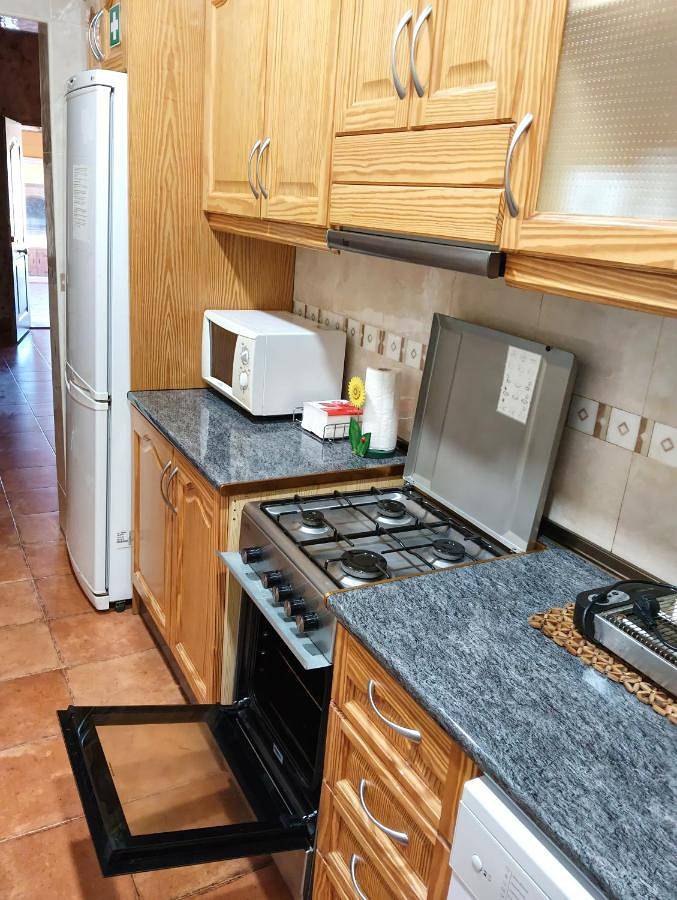 Location de vacances pour 6 personnes, avec vue ainsi que piscine et jardin à Moratalla - 3