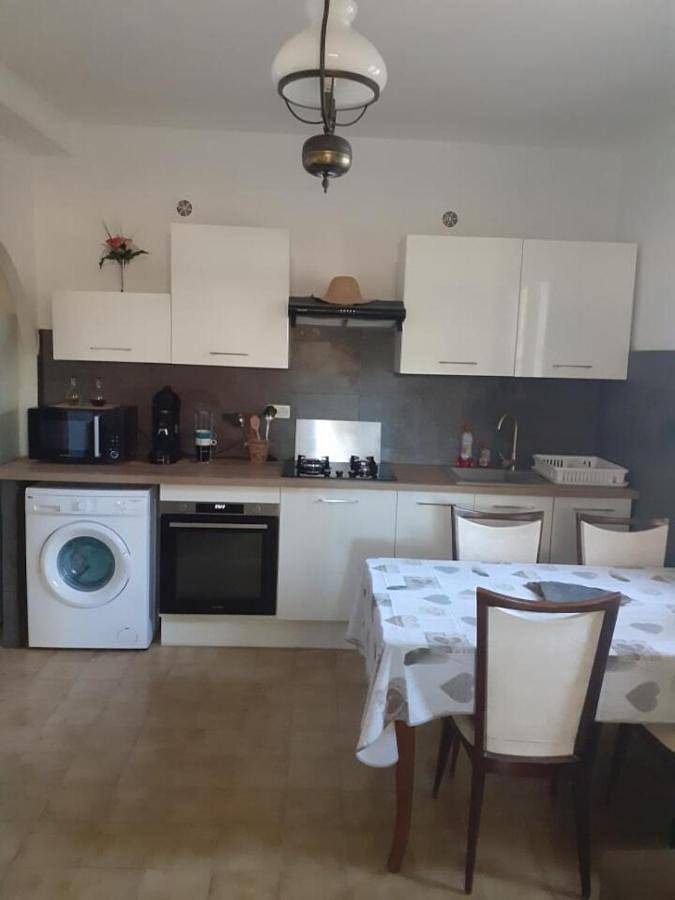 Gîte pour 3 personnes, avec terrasse à San-Giuliano - 4