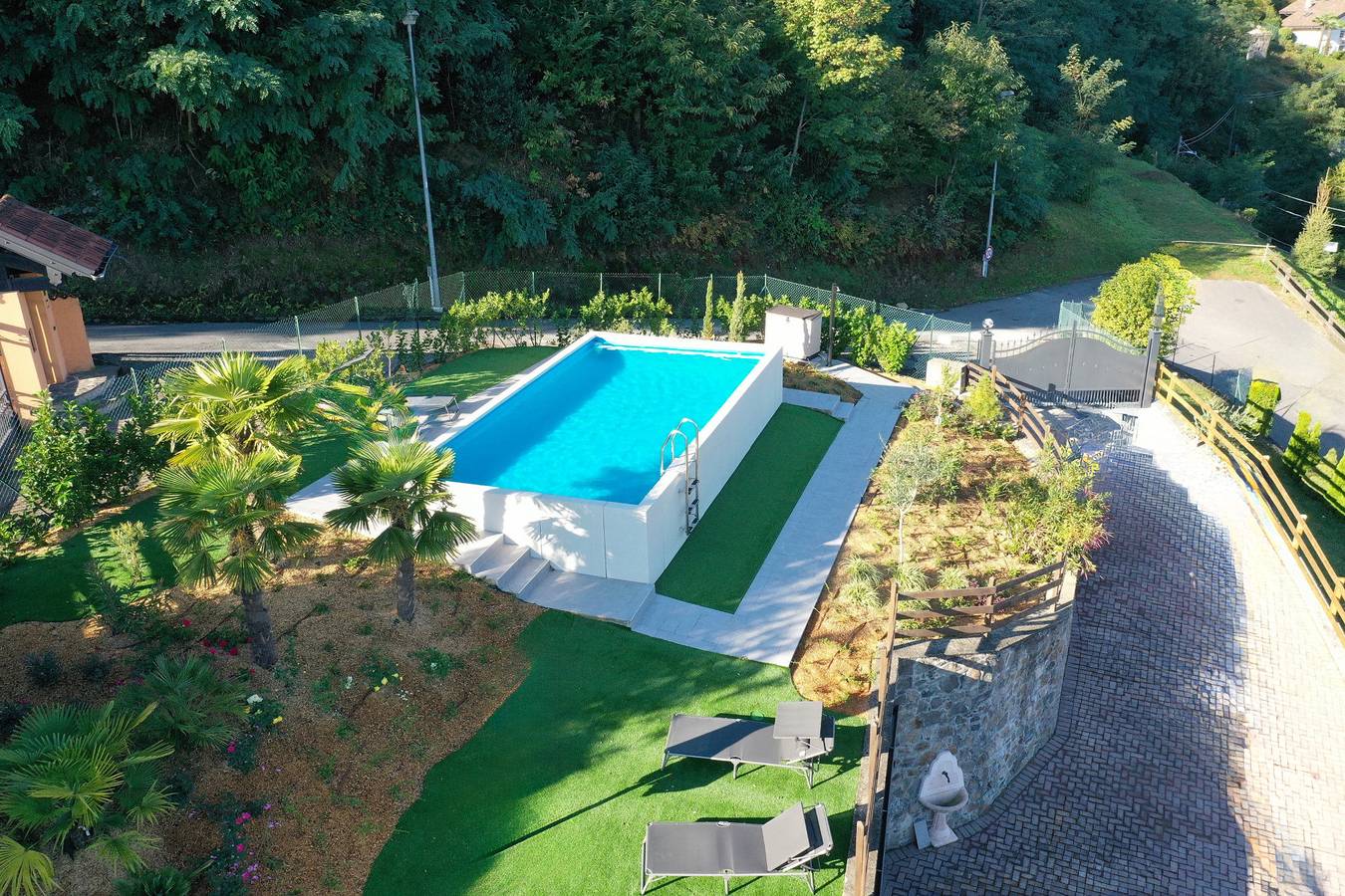 Ganze Wohnung, Penthouse Andrea apartment with private pool in Meina, Comune di Meina