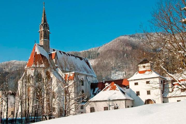 Hôtel pour 2 personnes, avec terrasse, animaux acceptés à Gaming