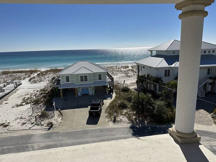 Vacation house for 18 people, with balcony in Pensacola Beach