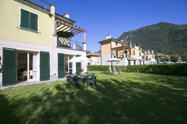 Ferienwohnung für 6 Personen, mit Terrasse und Seeblick, kinderfreundlich - 1