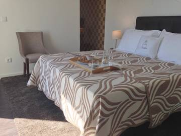 Maison de campagne pour 2 personnes, avec jacuzzi et terrasse, adapté aux familles dans Torre de Moncorvo
