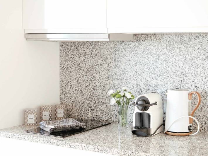 Gîte pour 4 personnes, avec jardin et balcon, adapté aux familles dans Plage De Tourgeville - 4