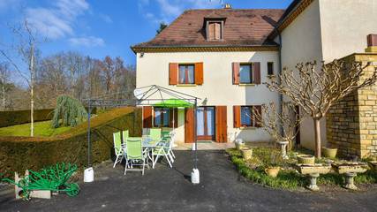 Gîte pour 4 personnes, avec jardin et terrasse à Prats-du-Périgord