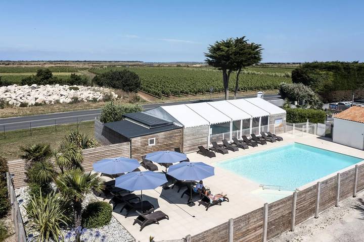 Comfort Mobile Home 3 Rooms 4 People + Tv in Ars-en-Ré, Ile de Re