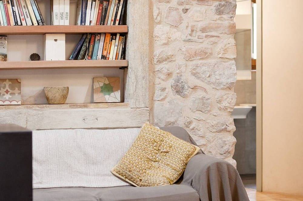 Geheel appartement, Can Feliu, Downstairs Apartment, Sant Daniel-girona in Gerona, Gironès