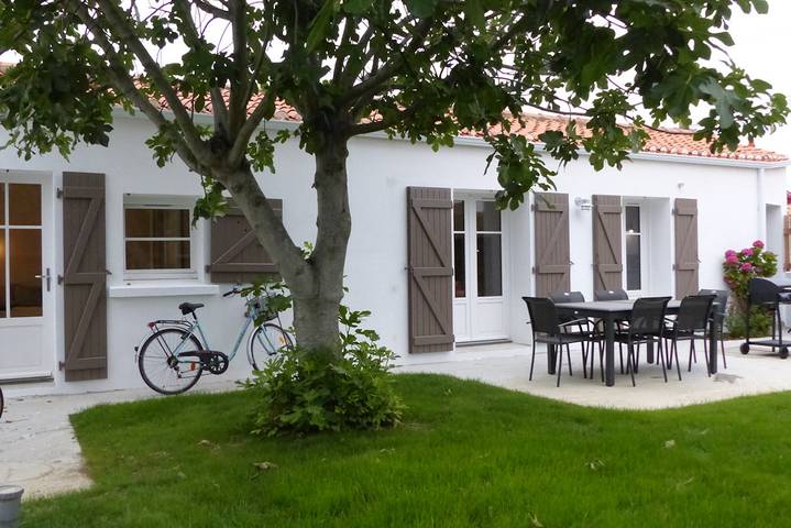 Gîte pour 4 personnes, avec jardin