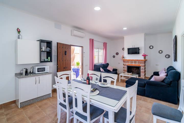 Casa rural para 8 personas, con jardín, Se admiten mascotas en Sierra Sur de Sevilla - 4