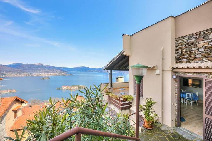 Agriturismo per 5 persone, con terrazza sul Lago Maggiore