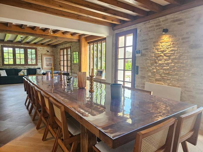 Location de vacances pour 18 personnes, avec vue ainsi que jardin et piscine, animaux acceptés à Bonneville-sur-Touques - 2