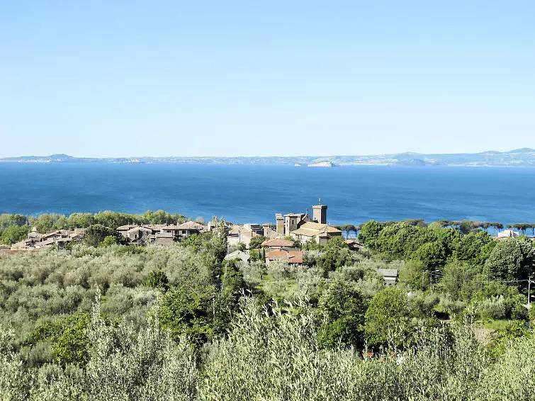 Geheel appartement, 1 kamer 2 personen in Bolsena, Meer van Bolsena