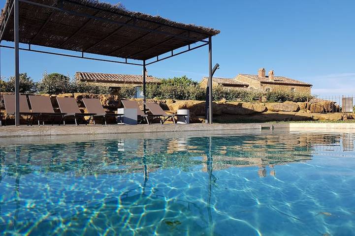 Villa für 10 Personen, mit Garten und Terrasse