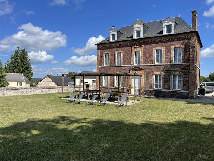 Gîte für 15 Personen, mit Terrasse und Garten sowie Ausblick in der Normandie