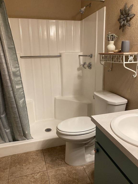 Vacation rental for 2 people, with terrace and pool as well as garden and hot tub in Green Valley