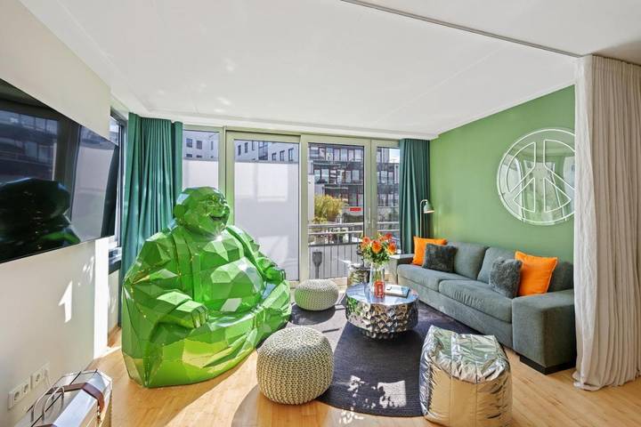 Ferienwohnung für 8 Personen, mit Ausblick in Ottensen Hamburg