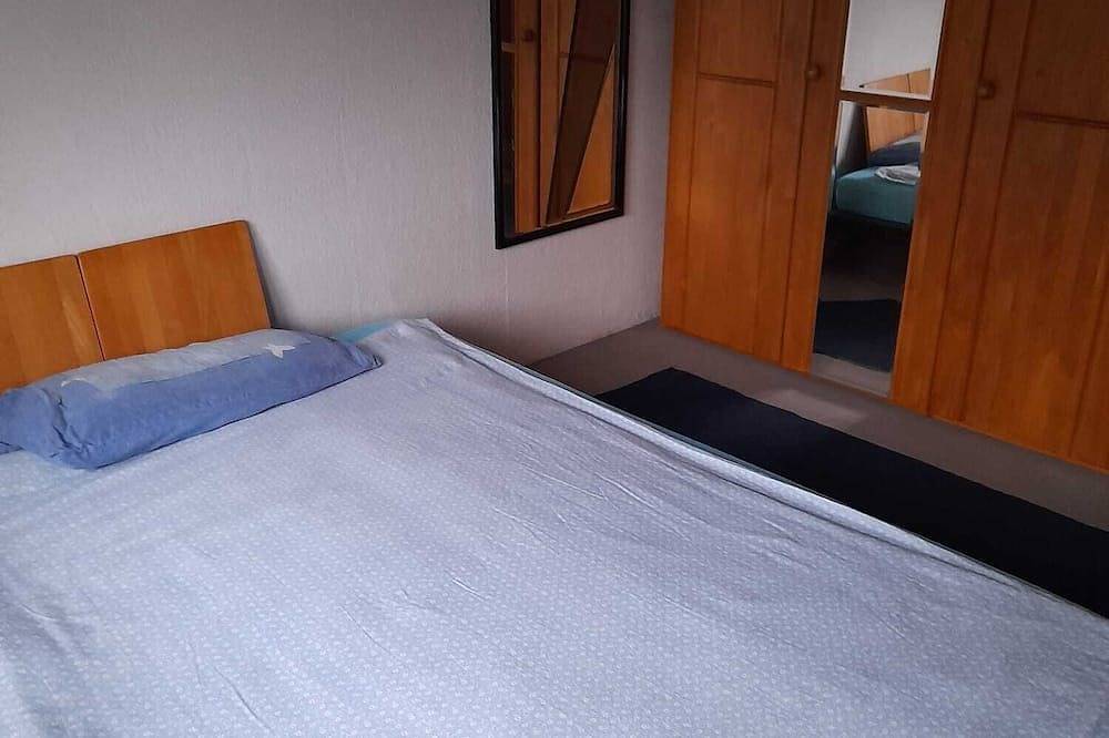 Apartamento entero, Apartamento 'Fewowellnesspalast' con balcón y Wi-Fi in Bad Nauheim, Wetterau