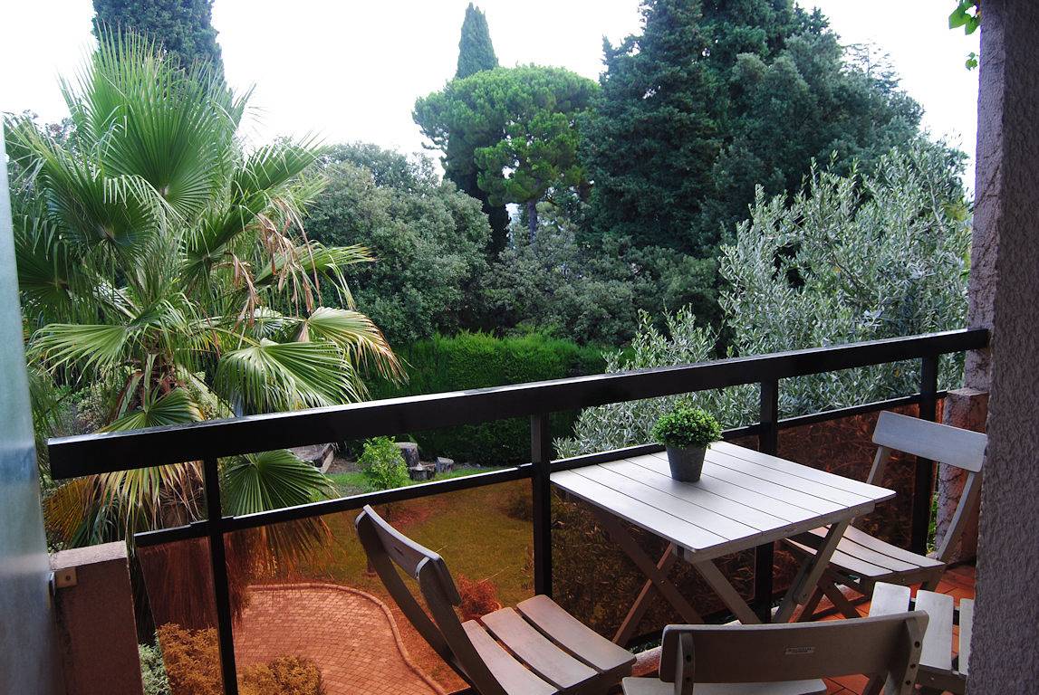 Appartement entier, Les Palmiers - Vue sur Jardin, piscine, à 500m de la mer in Nice, Côte méditerranéenne (France)