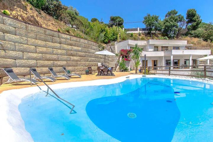 Chalet para 9 personas, con piscina y jardín en Maresme - 2