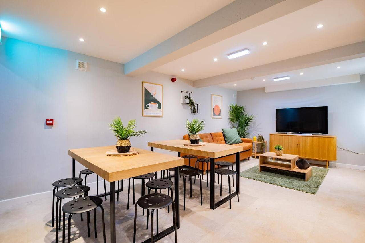 The Large Group House in Dublin, Sleeps 16 in Dublin, Comté de Dublin
