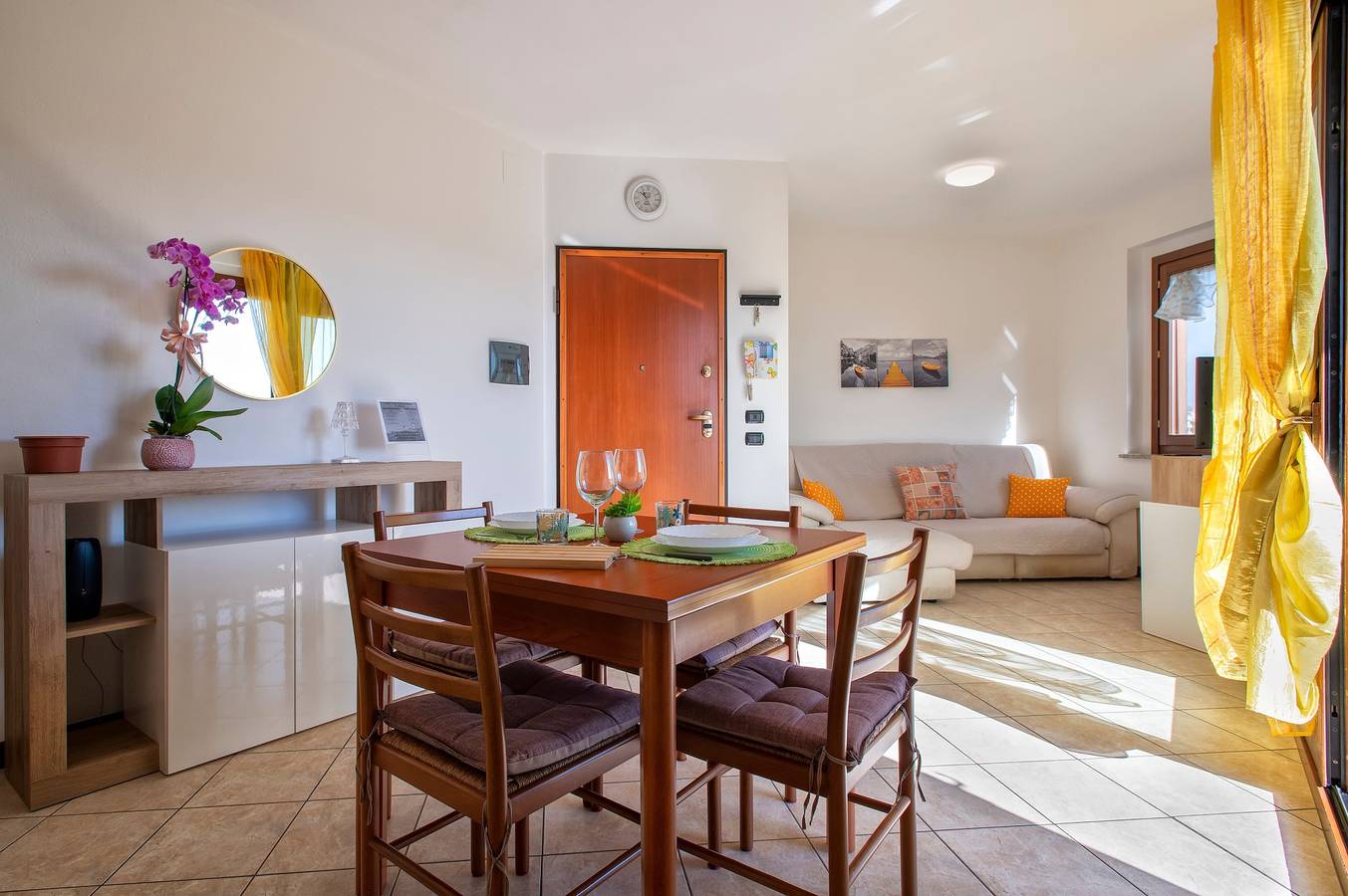 Ganze Wohnung, Ferienwohnung 'Casa Vacanze Emma' mit Bergblick, Wlan und Klimaanlage in Pivarada, Sassari Provinz